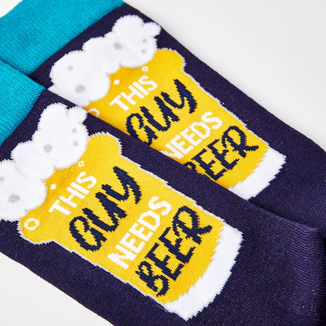 Chaussettes This Guy Needs A Beer
